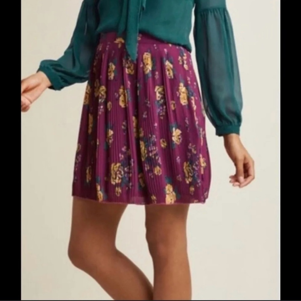 ModCloth Purple Floral Accordion Pleat Mini Skirt Size Small